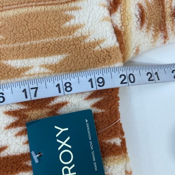 Roxy Half Zip Fleece Sweater Kangaroo Pockets XS Southwestern Print - Picture 10 of 13